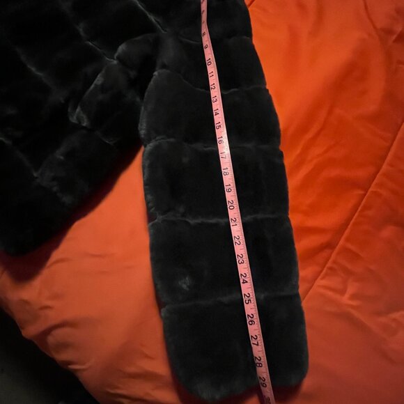 Waist-length Faux Fur Coat - Picture 11 of 12